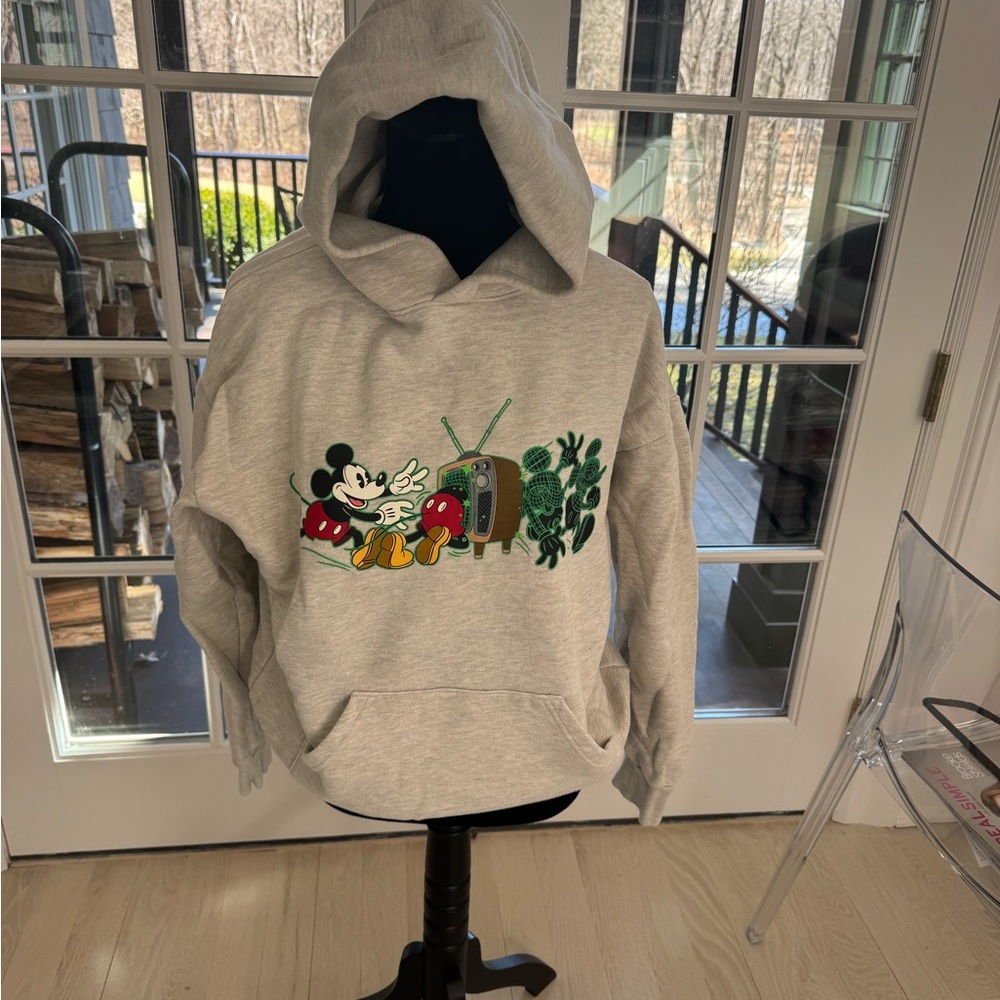 Disney x Fazeclan Mickey on the Grid Grey Hoodie size Medium